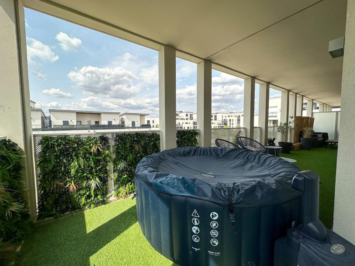 Апартаменты Loggia Dream Jacuzzi Монтеврен Экстерьер фото